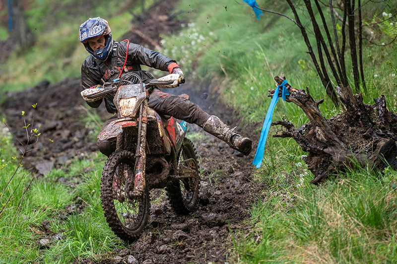 Join us in keeping the mountains clean!