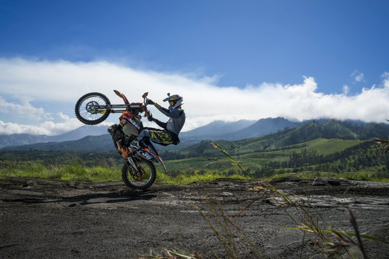 TRAIN WITH CHRIS BIRCH FOR THE XROSS RACE